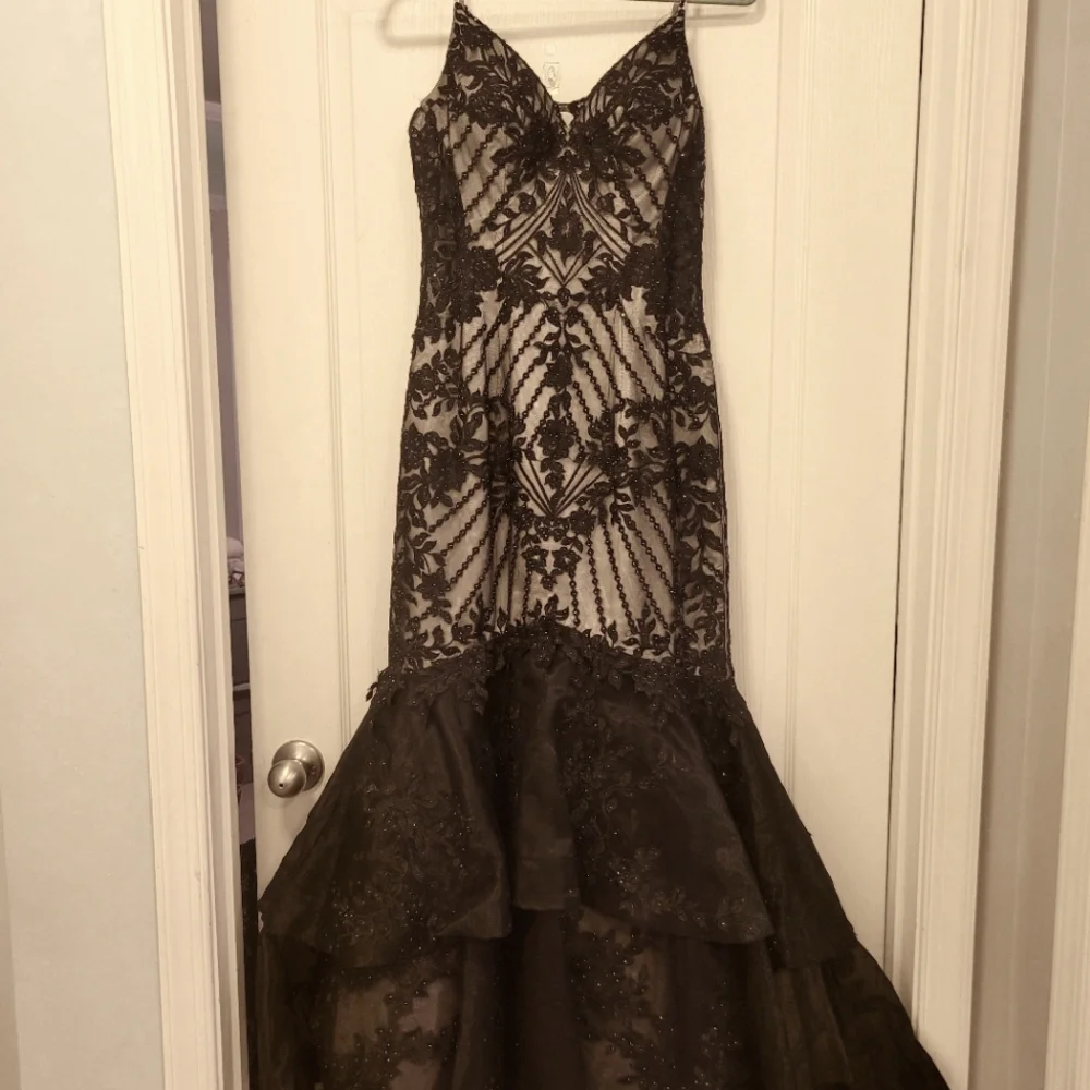 Camille LA Vie Black Sequined dress, prom - Picture 2 of 9